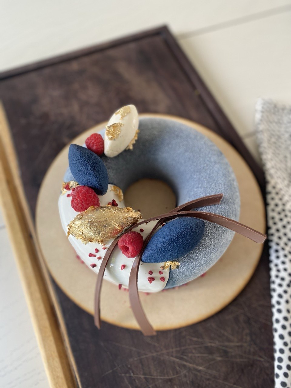 Savarin «Lady Queen» Moderne Mousse-Torte