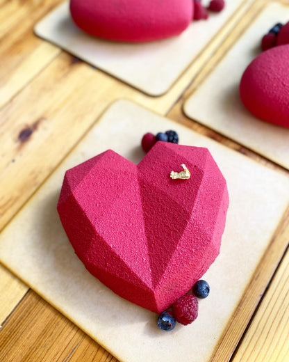 Herz Deluxe – Moderne Mousse Torte