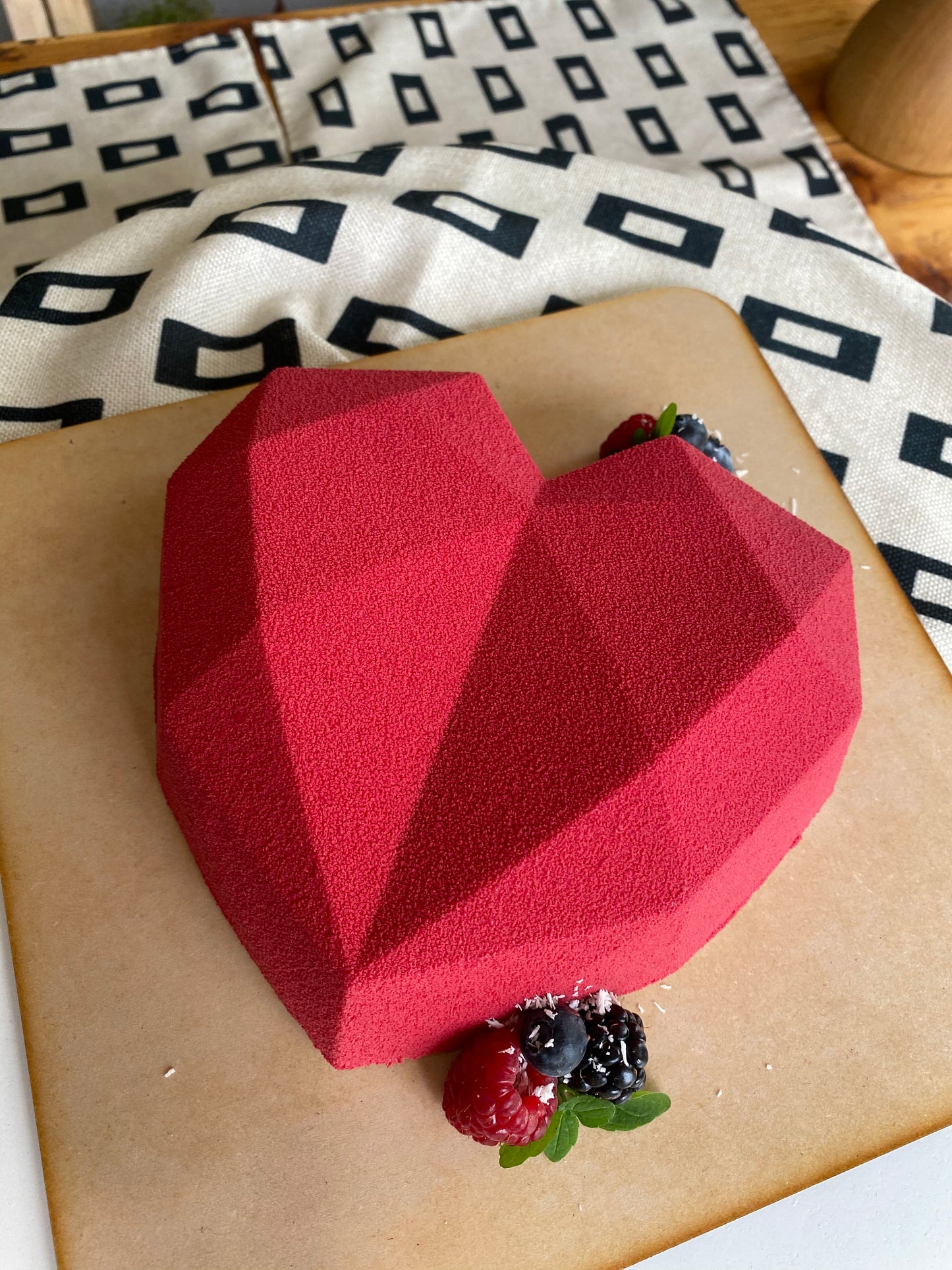 Herz Deluxe – Moderne Mousse Torte