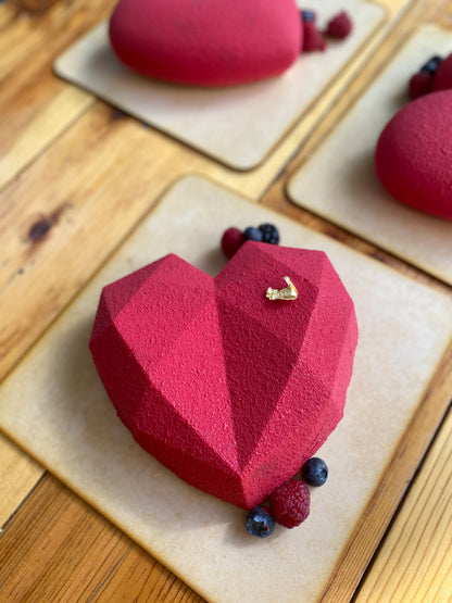 Herz Deluxe – Moderne Mousse Torte