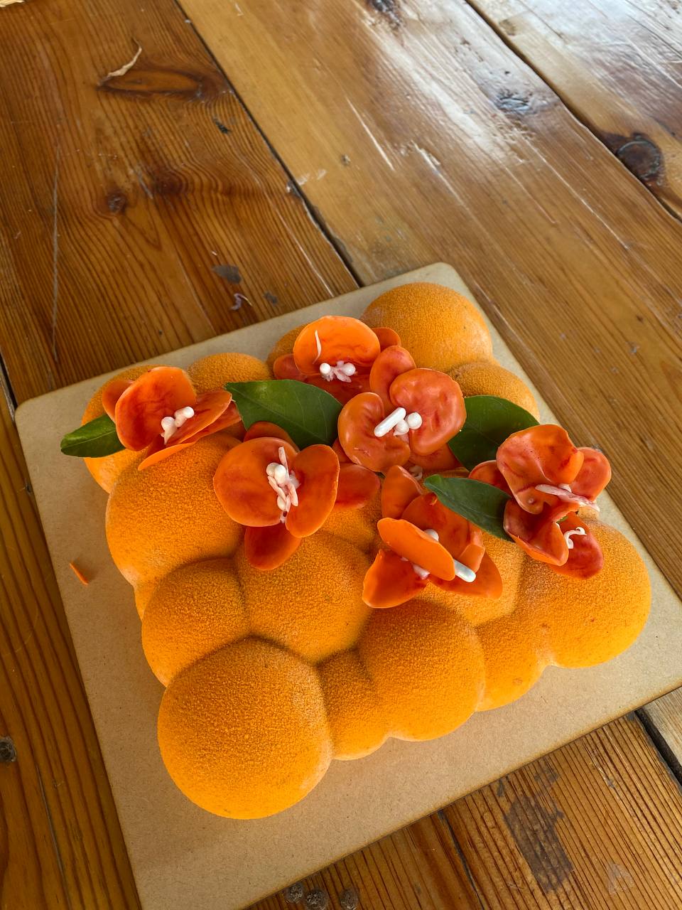 The Bubble Moderne Mousse-Torte