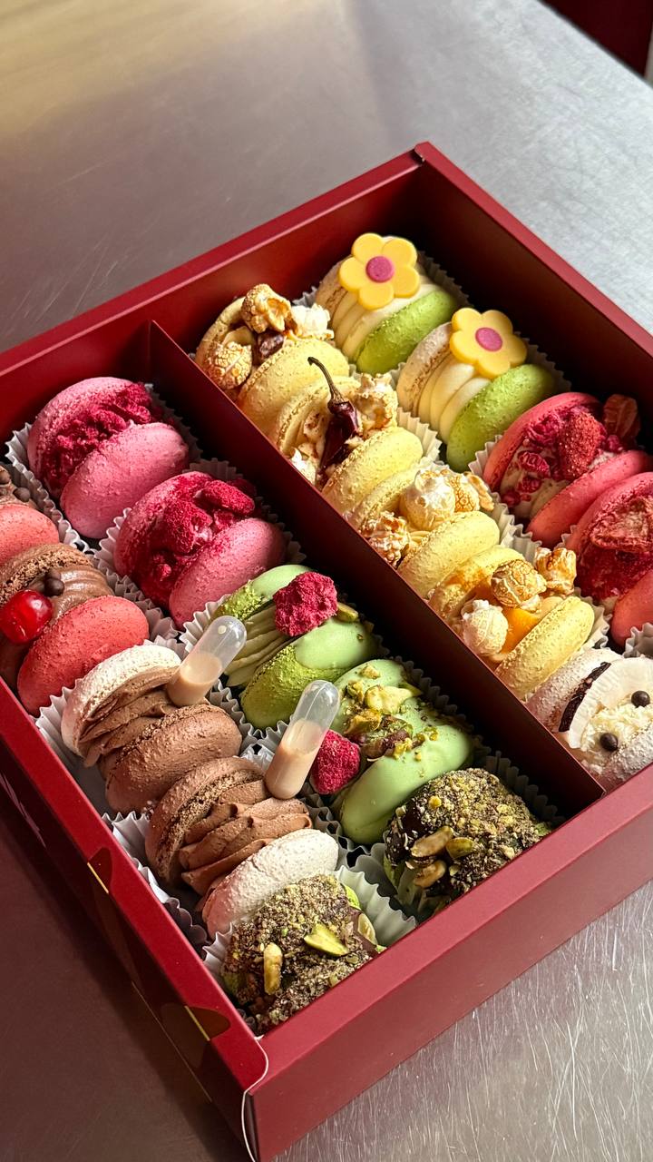 Macaron Geschenkbox 20 mix